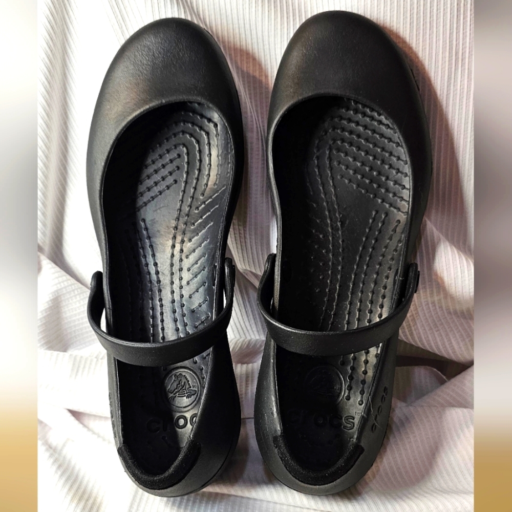 Crocs Alice Womens Flats Black Mary Jane Slip On waterproof Comfort Shoes Size 7